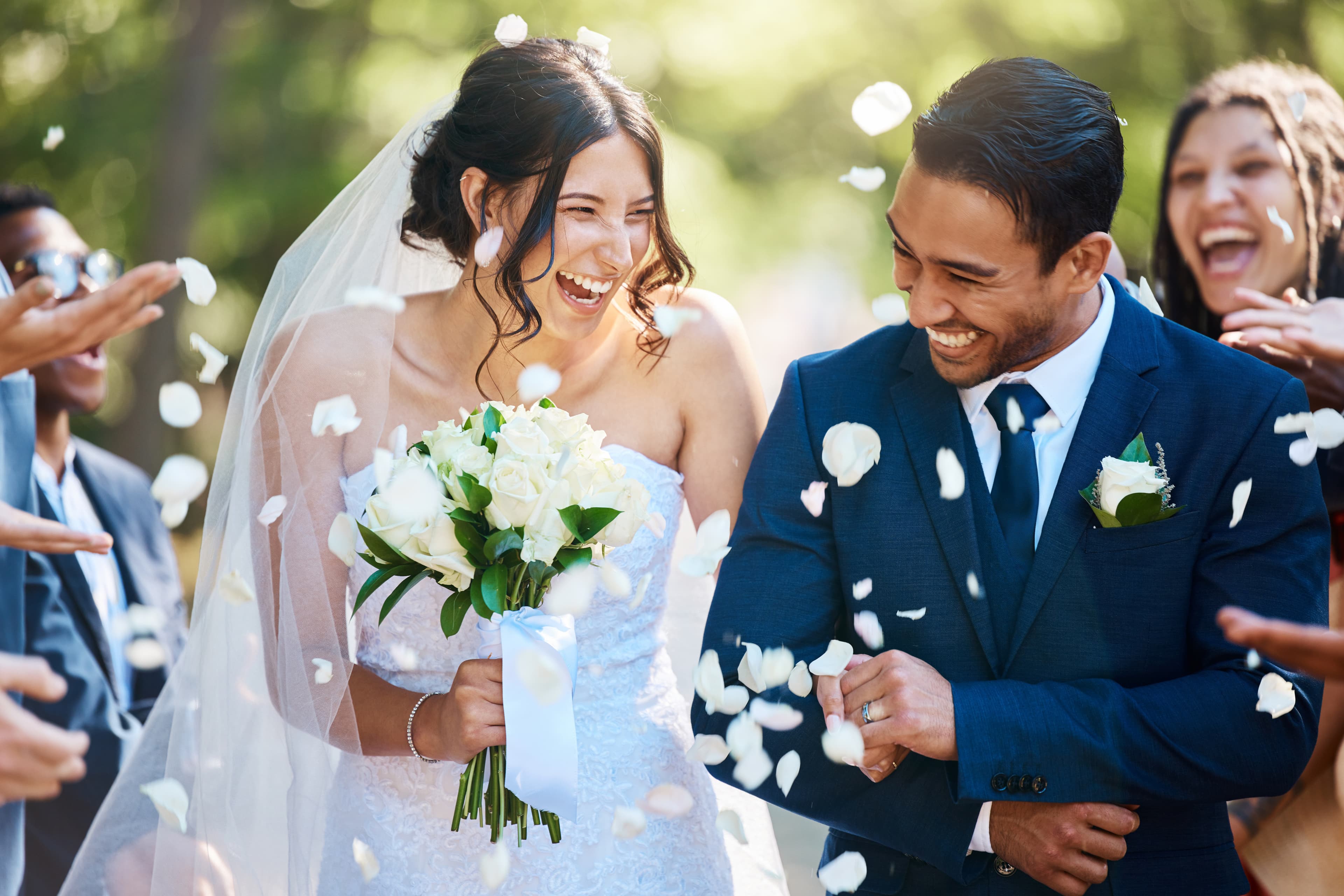 How to Look Your Best at Weddings: The Windsor Knot Guide